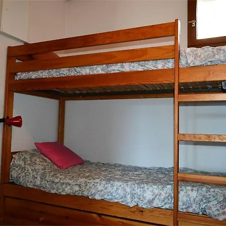 2 Pieces Avec Balcon Et Parking A Font-romeu - Fr-1-580-30 * Font-Romeu-Odeillo-Via